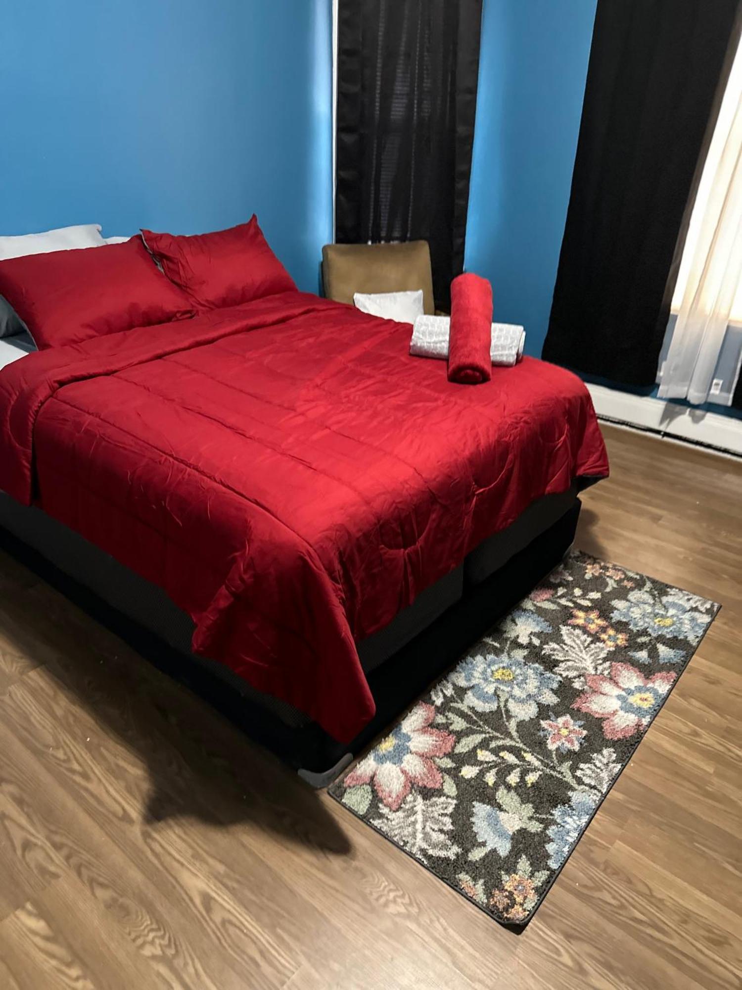 Fidelia Garnet Room, Queen Bed Minutes From Newark Liberty International Airport And Newark Penn Station Bagian luar foto